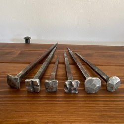 Kované klince - historický dizajn