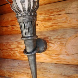 Kované záhradné svietidlo Fakľa - exteriérová nástenná lampa - výnimočné osvetlenie
